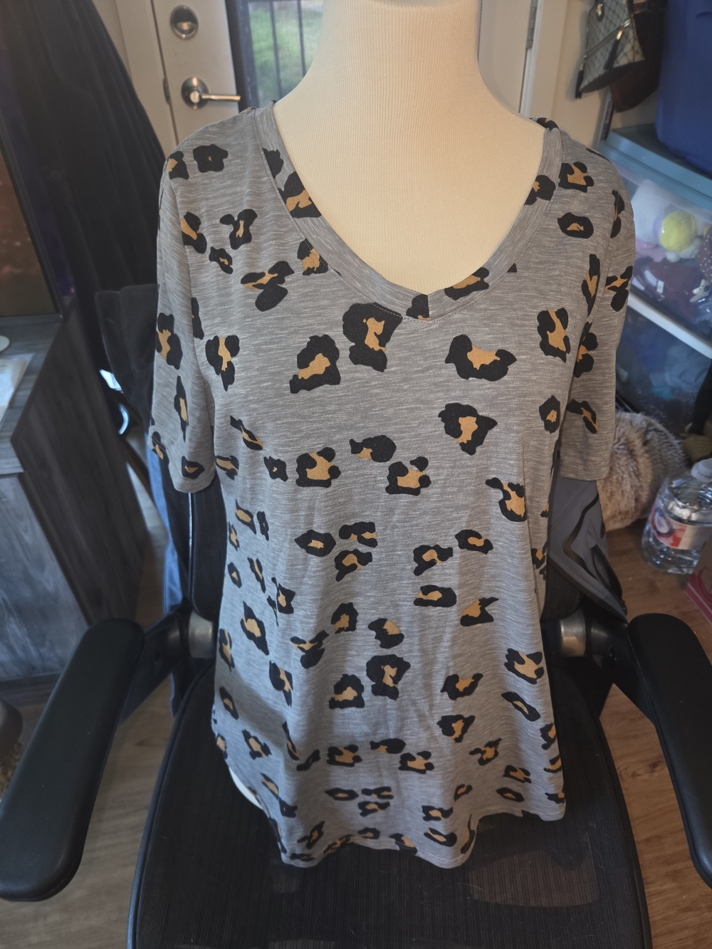 LuLaRoe Short Sleeve V-Neck Tee in Gray with Black & Tan Leopard Print